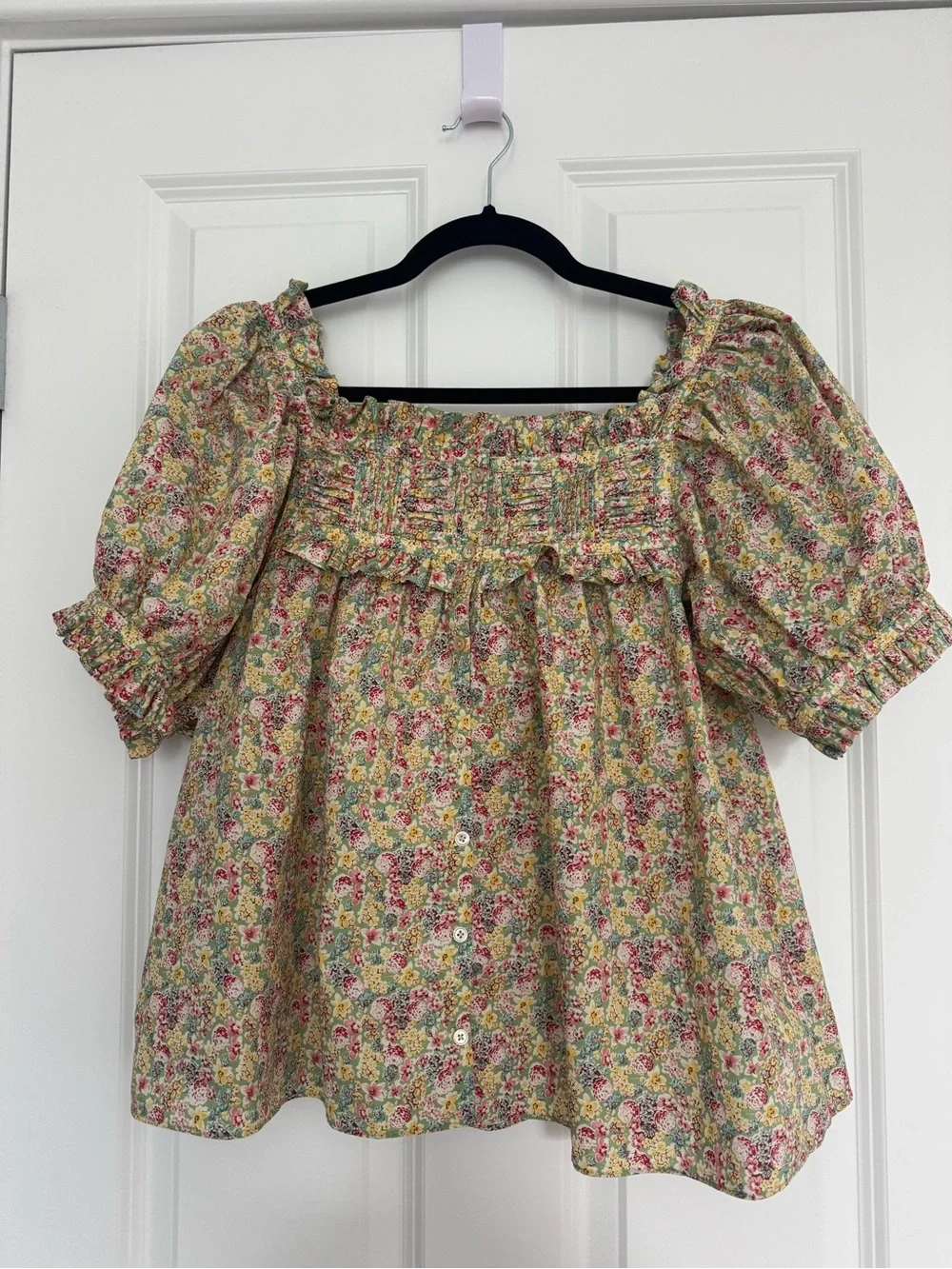 Doen Farley Blouse in Cotton Chrysanthemum Sky Floral Liberty Fabric size M NWOT